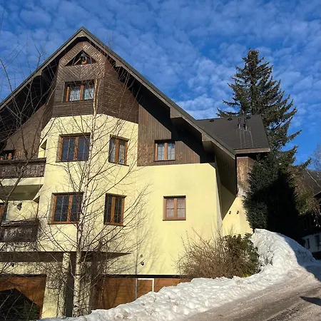 Bella Guest house 3*